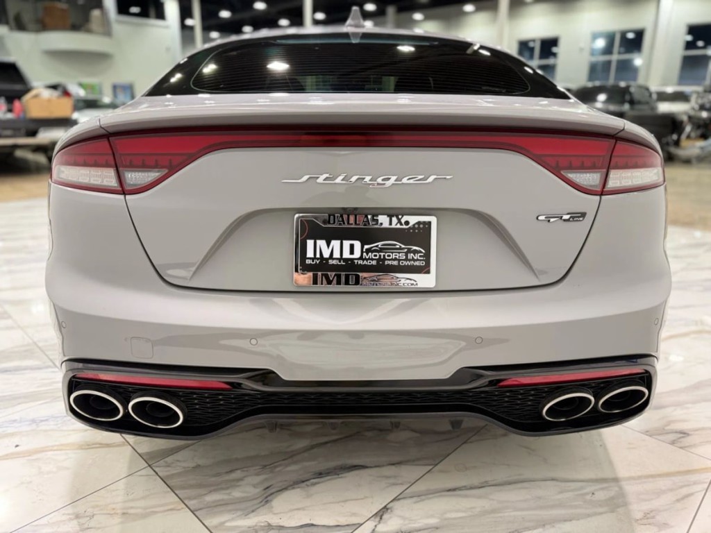 2022 Kia Stinger Image 5