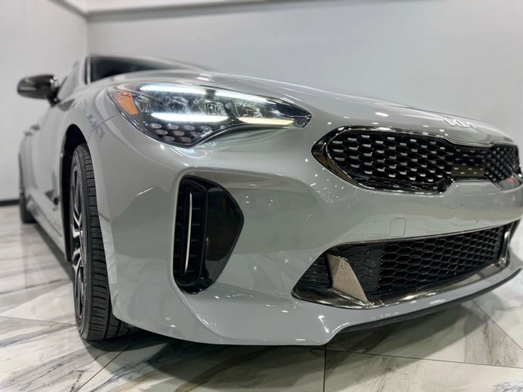2022 Kia Stinger Image 8