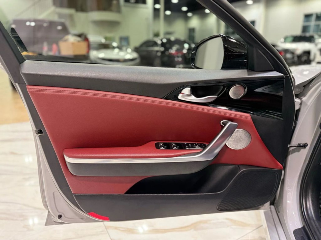 2022 Kia Stinger Image 17