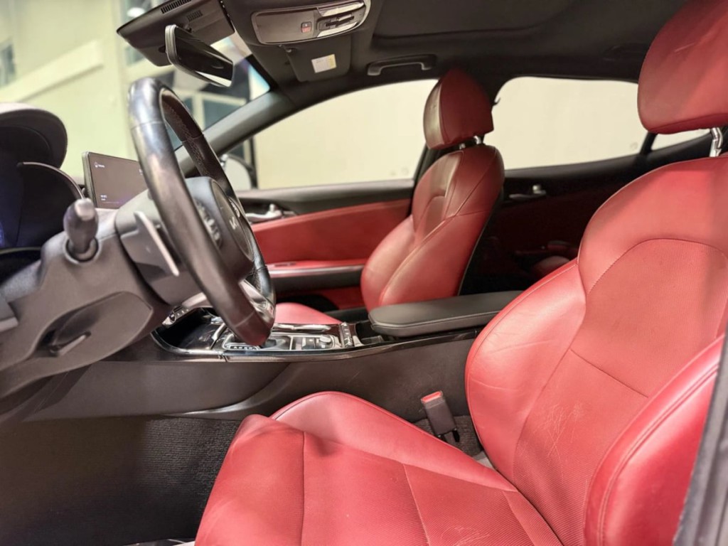 2022 Kia Stinger Image 19