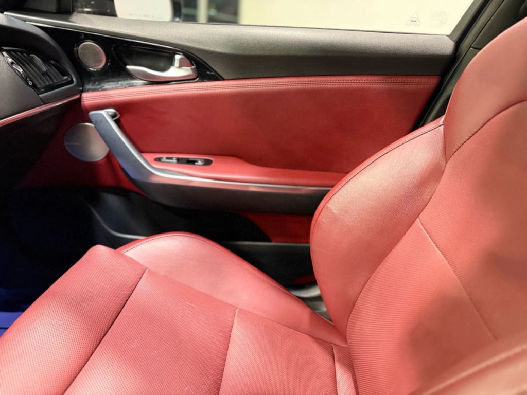 2022 Kia Stinger Image 34