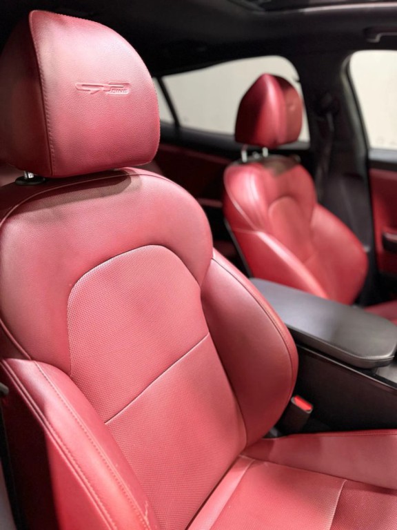 2022 Kia Stinger Image 48