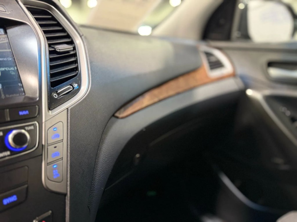 2017 Hyundai Santa Fe Image 29