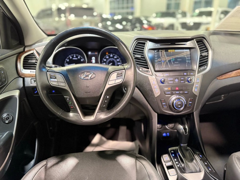 2017 Hyundai Santa Fe Image 35