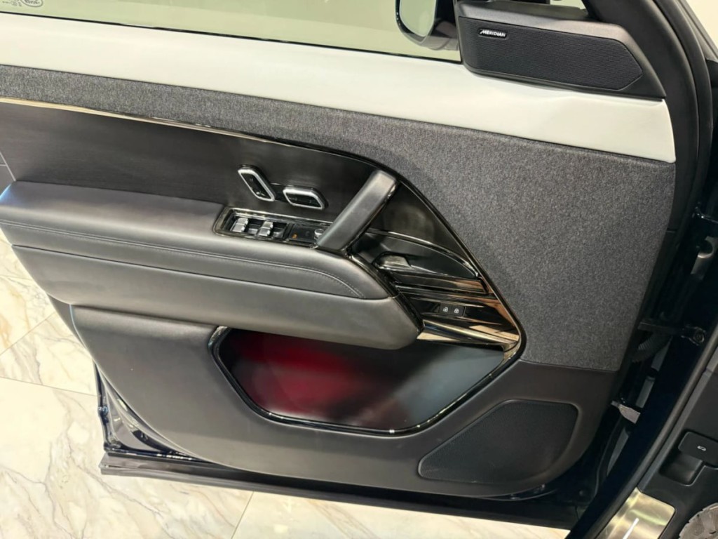 2023 Land Rover Range Rover Sport Image 13