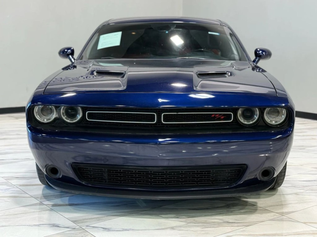 2016 Dodge Challenger Image 3