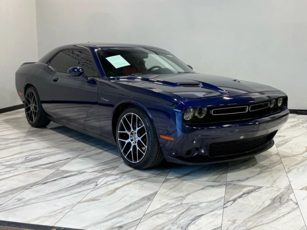 2016 Dodge Challenger Image 5