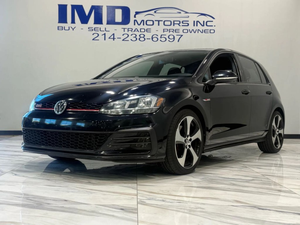 2018 Volkswagen GTI Image 2
