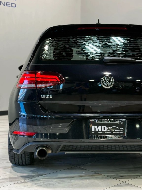 2018 Volkswagen GTI Image 9