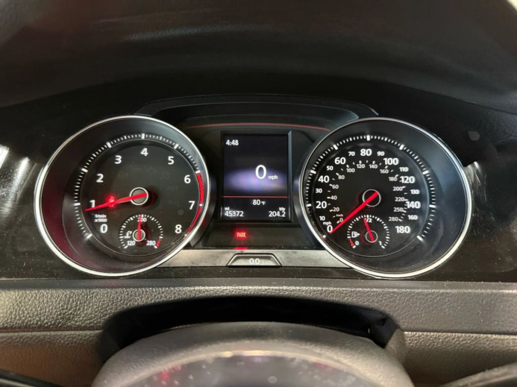 2018 Volkswagen GTI Image 19