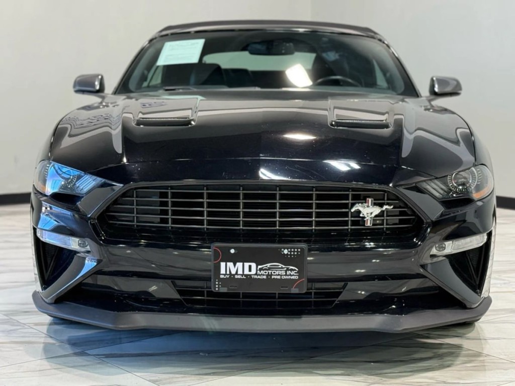 2020 Ford Mustang Image 3
