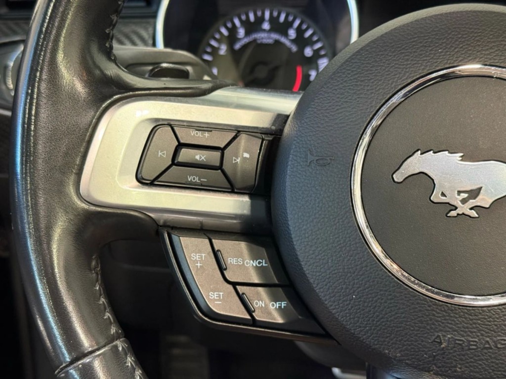 2020 Ford Mustang Image 20