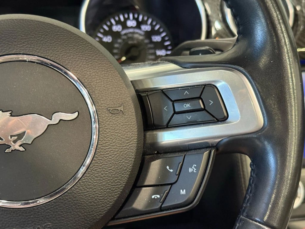 2020 Ford Mustang Image 21