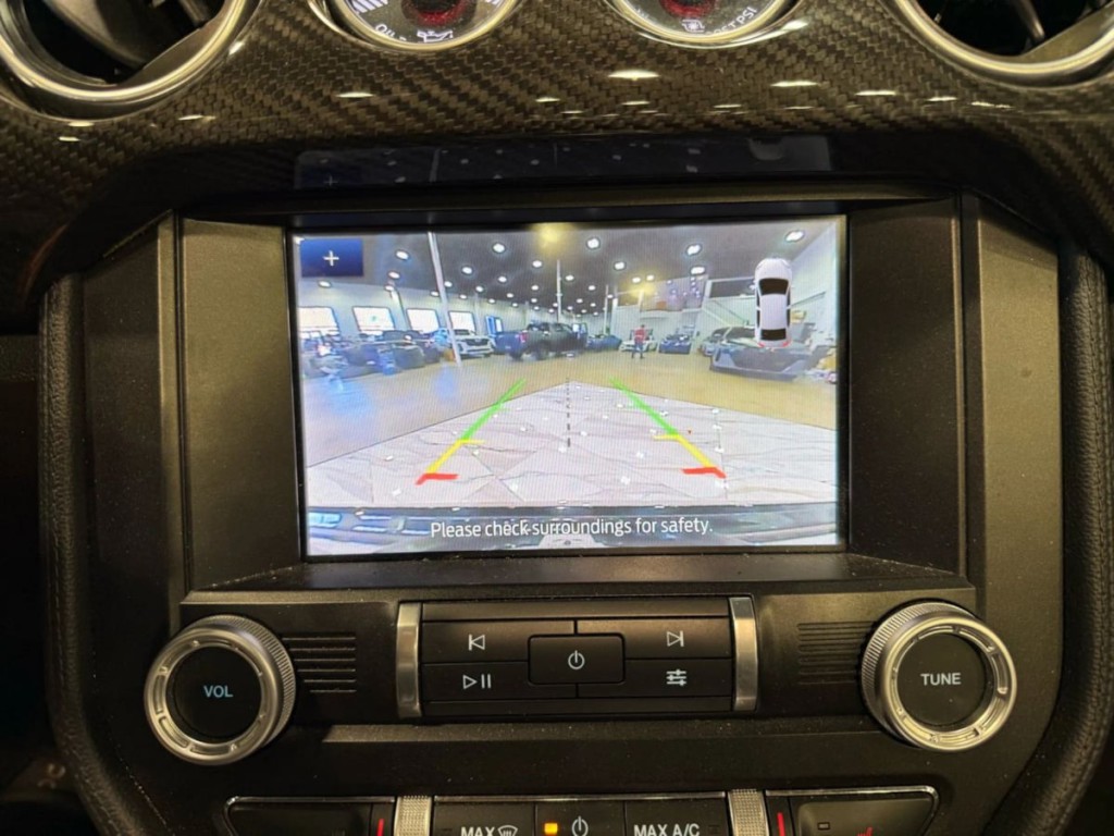 2020 Ford Mustang Image 24