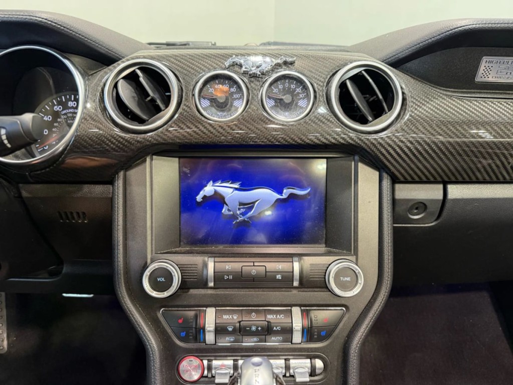 2020 Ford Mustang Image 25