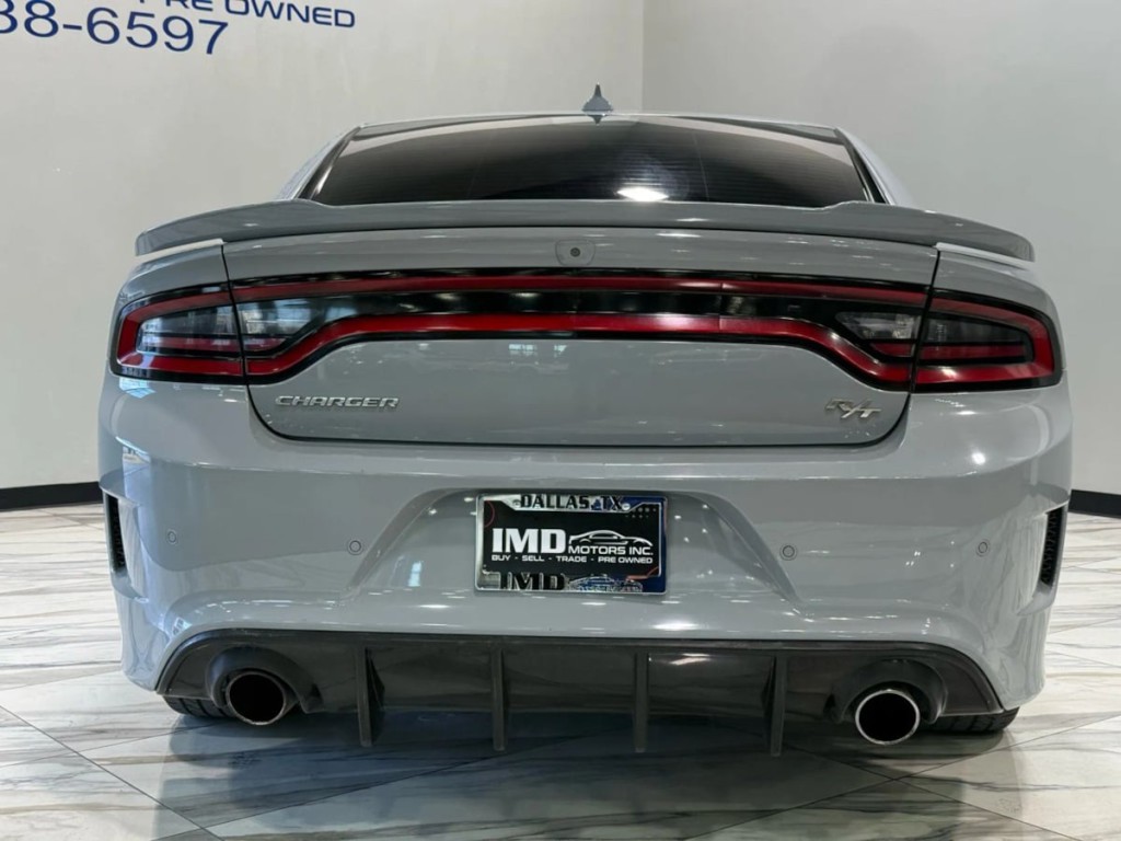 2022 Dodge Charger Image 8