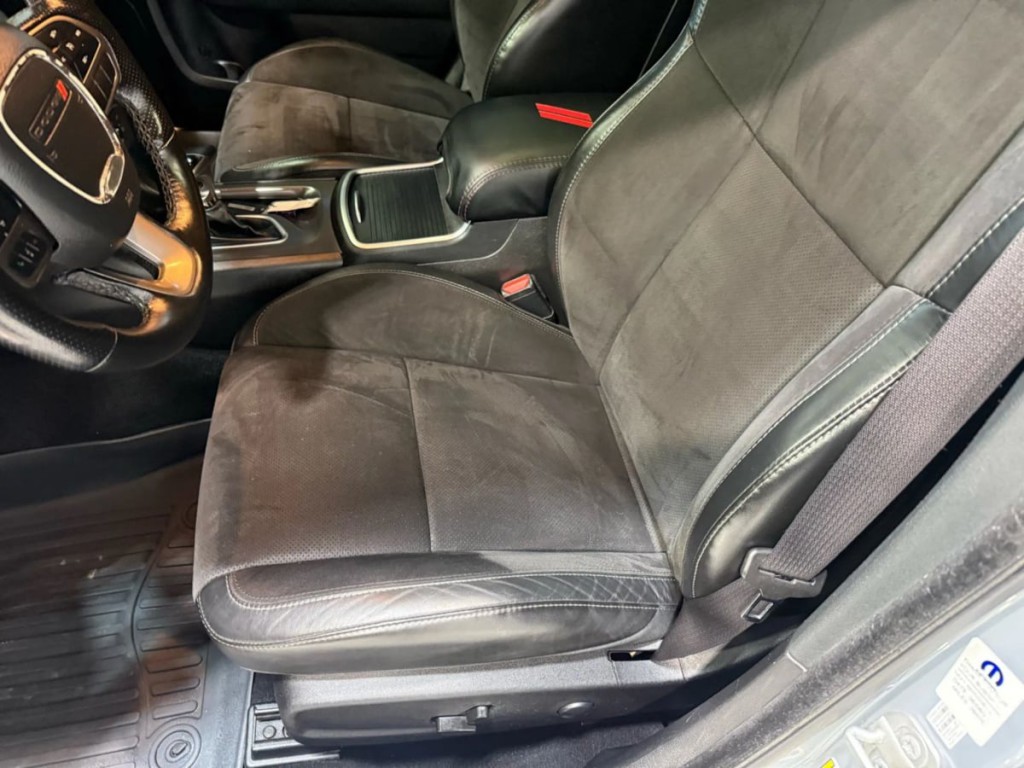 2022 Dodge Charger Image 25