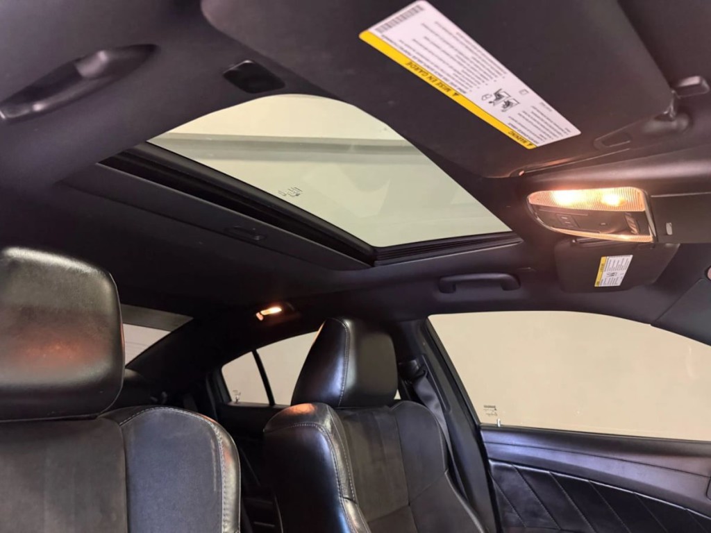 2022 Dodge Charger Image 31