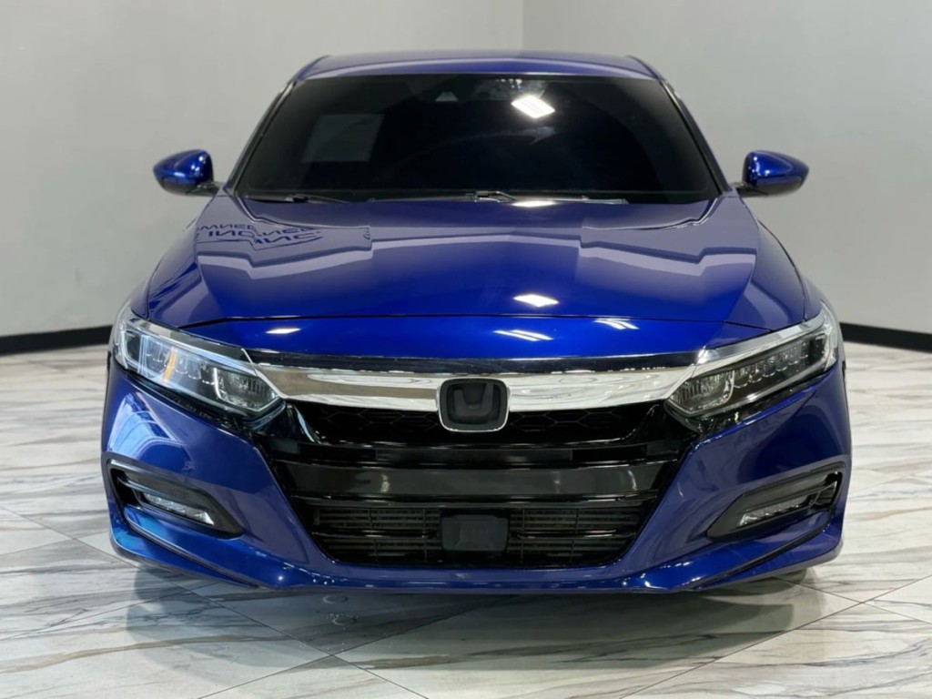 2019 Honda Accord Image 3