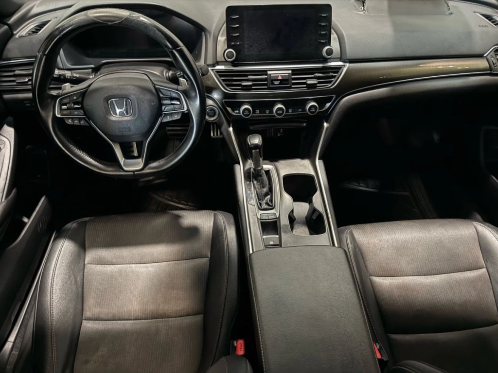 2019 Honda Accord Image 12