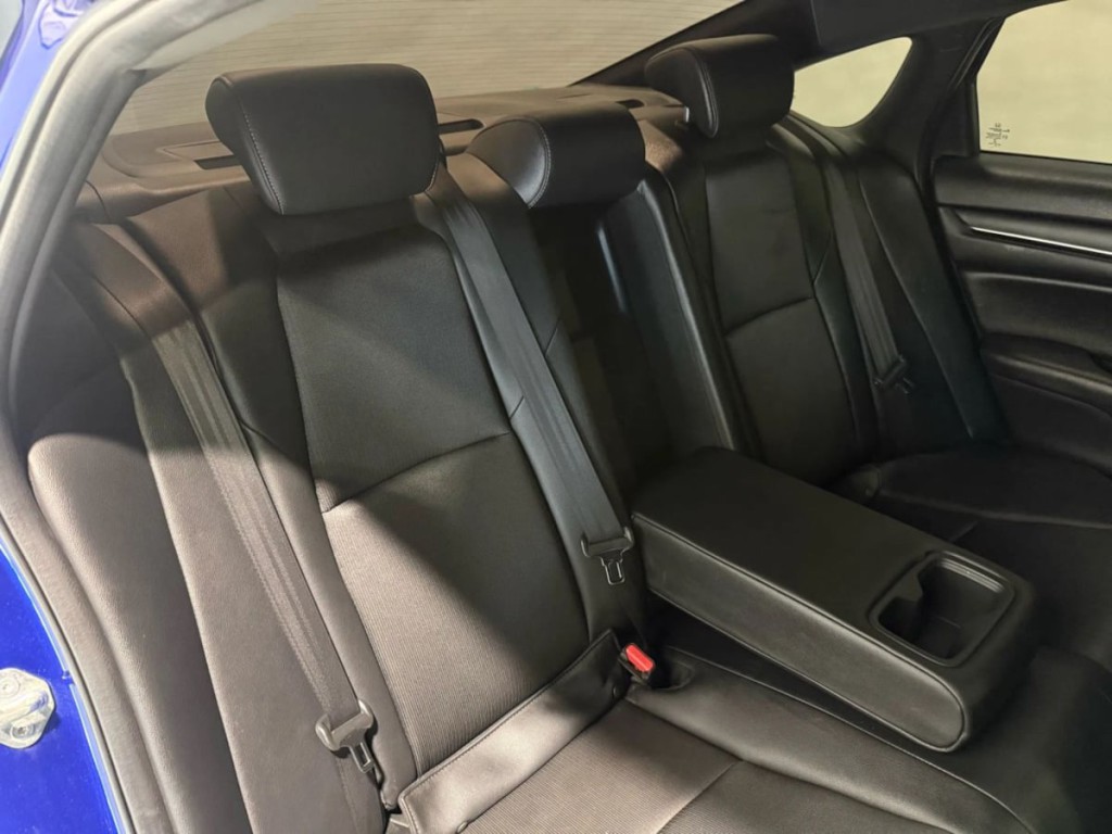 2019 Honda Accord Image 26