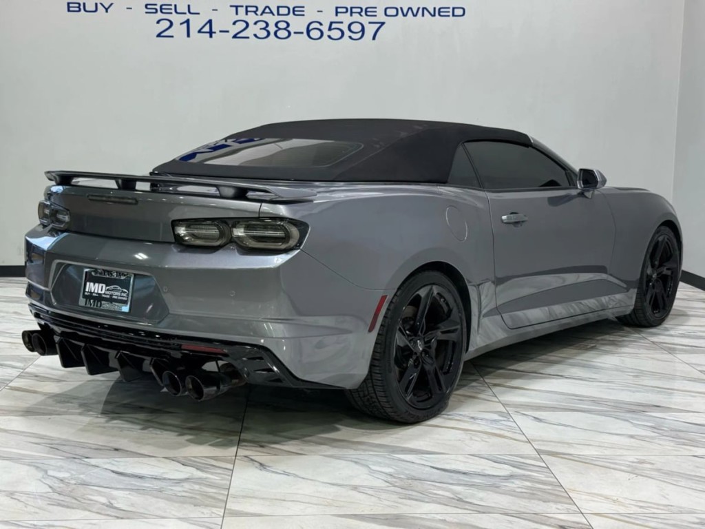 2020 Chevrolet Camaro Image 6