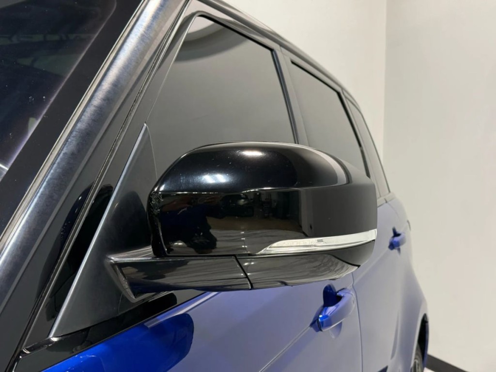 2017 Land Rover Range Rover Sport Image 12