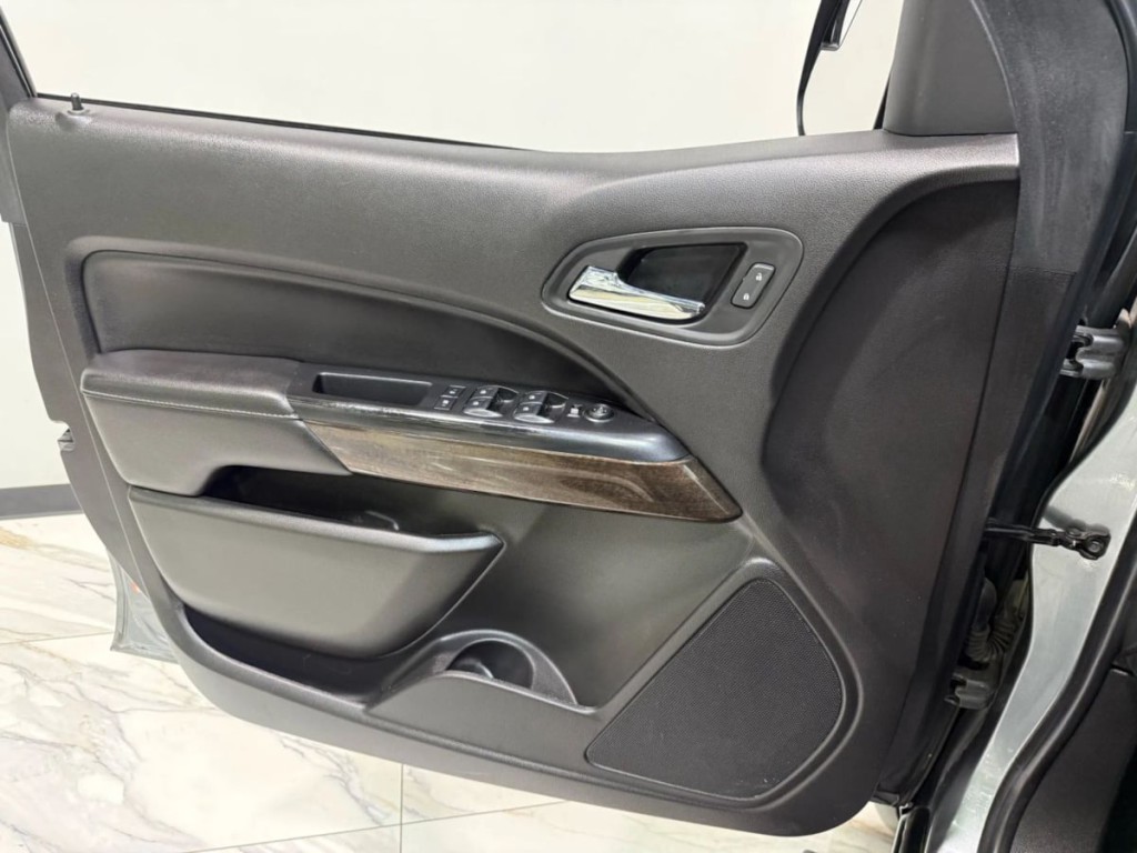 2018 GMC Canyon Image 11