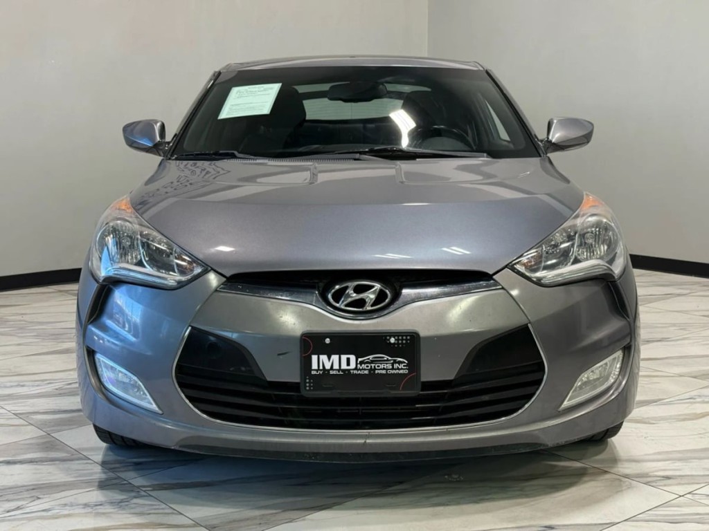 2016 Hyundai Veloster Image 3