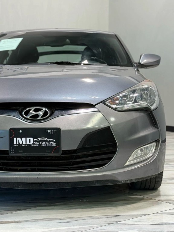2016 Hyundai Veloster Image 4