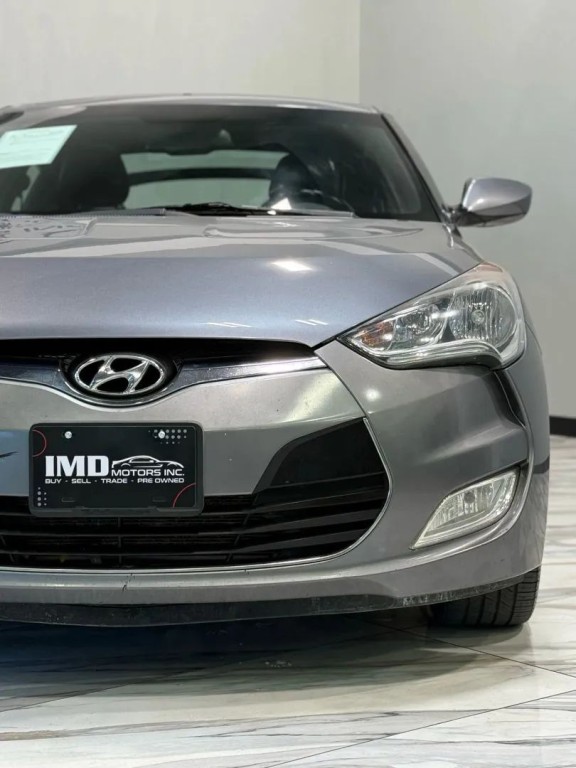 2016 Hyundai Veloster Image 3