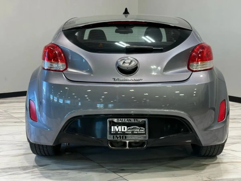 2016 Hyundai Veloster Image 7