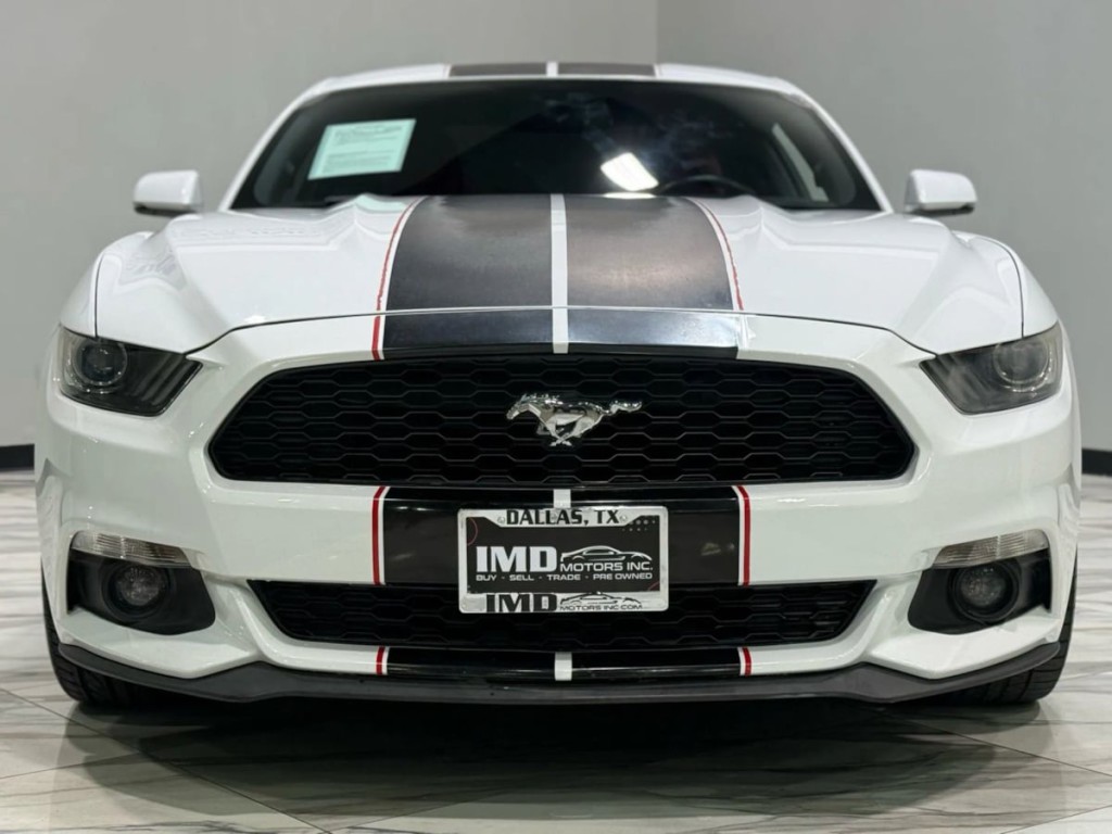 2017 Ford Mustang Image 3