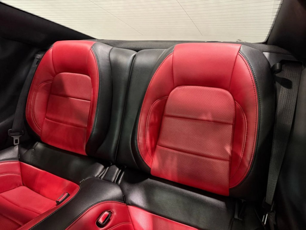 2017 Ford Mustang Image 14