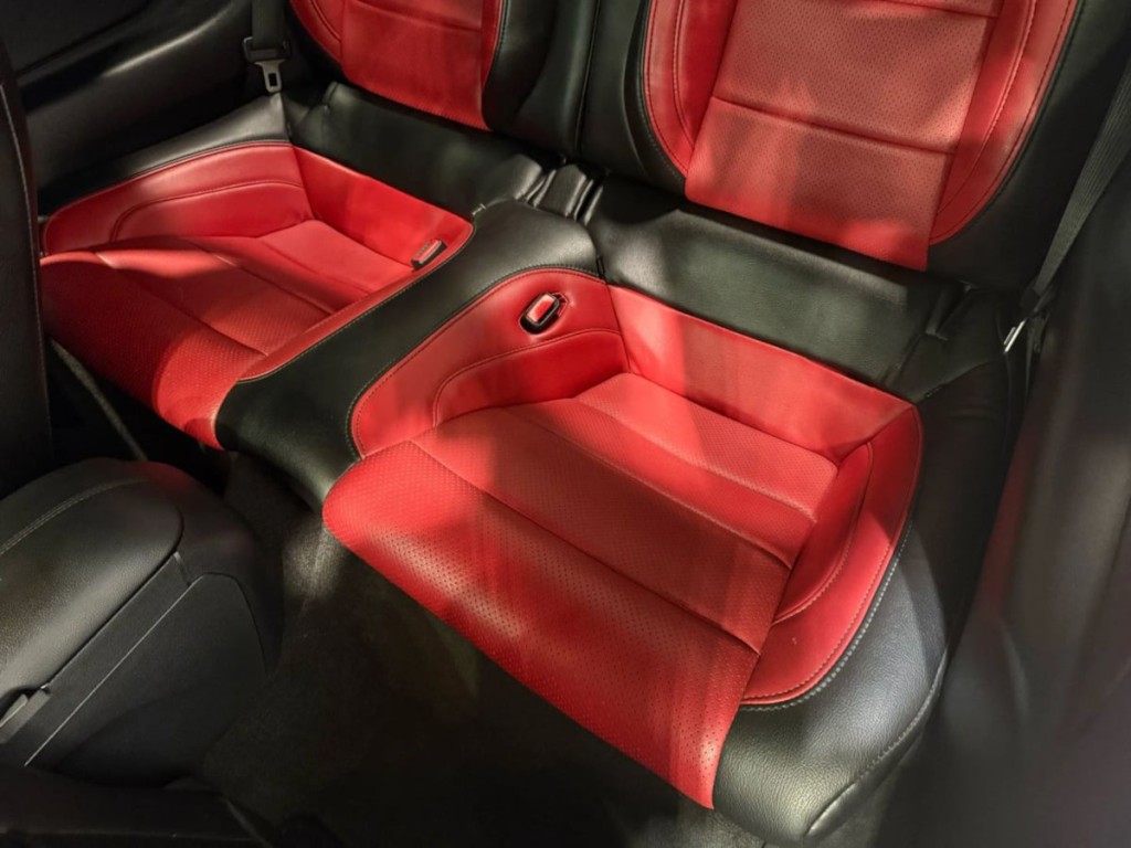 2017 Ford Mustang Image 15