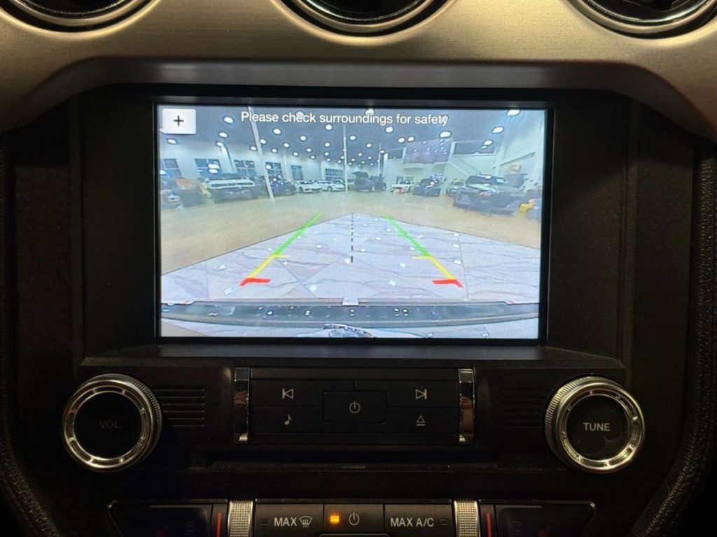 2017 Ford Mustang Image 28