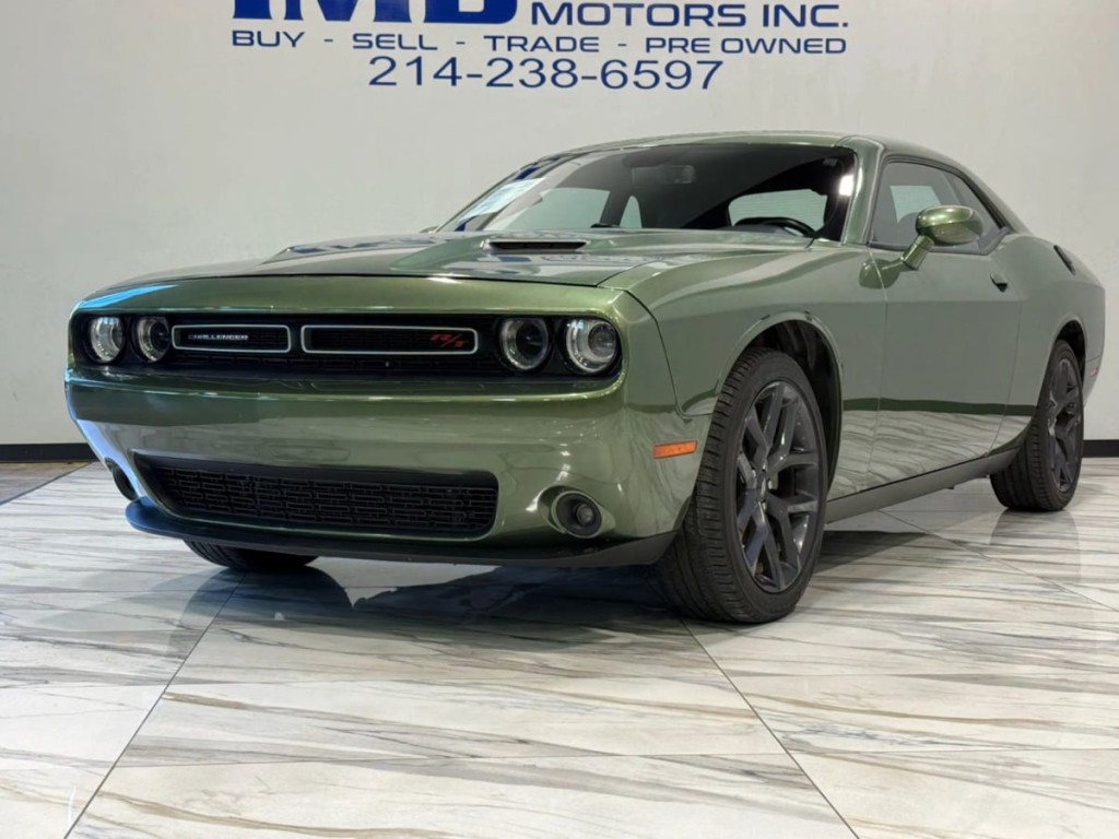 2023 Dodge Challenger Image 2