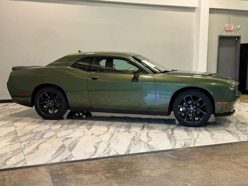 2023 Dodge Challenger Image 6