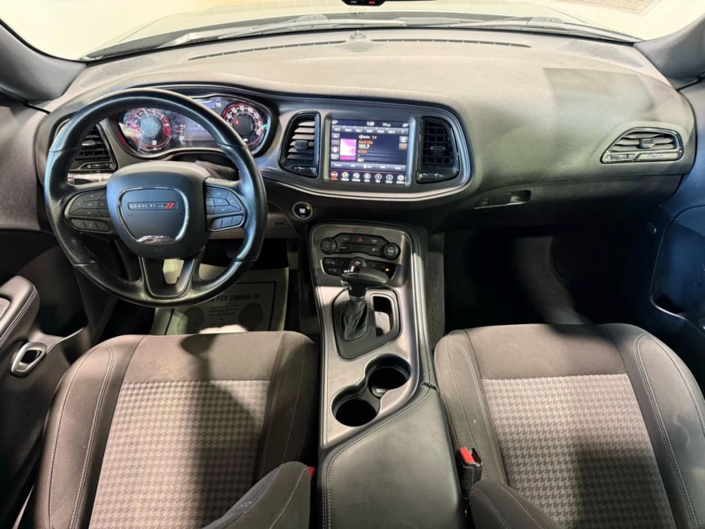 2023 Dodge Challenger Image 15