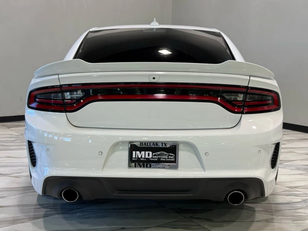 2022 Dodge Charger Image 8