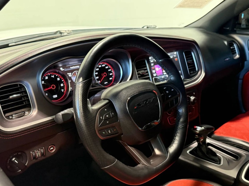 2022 Dodge Charger Image 15