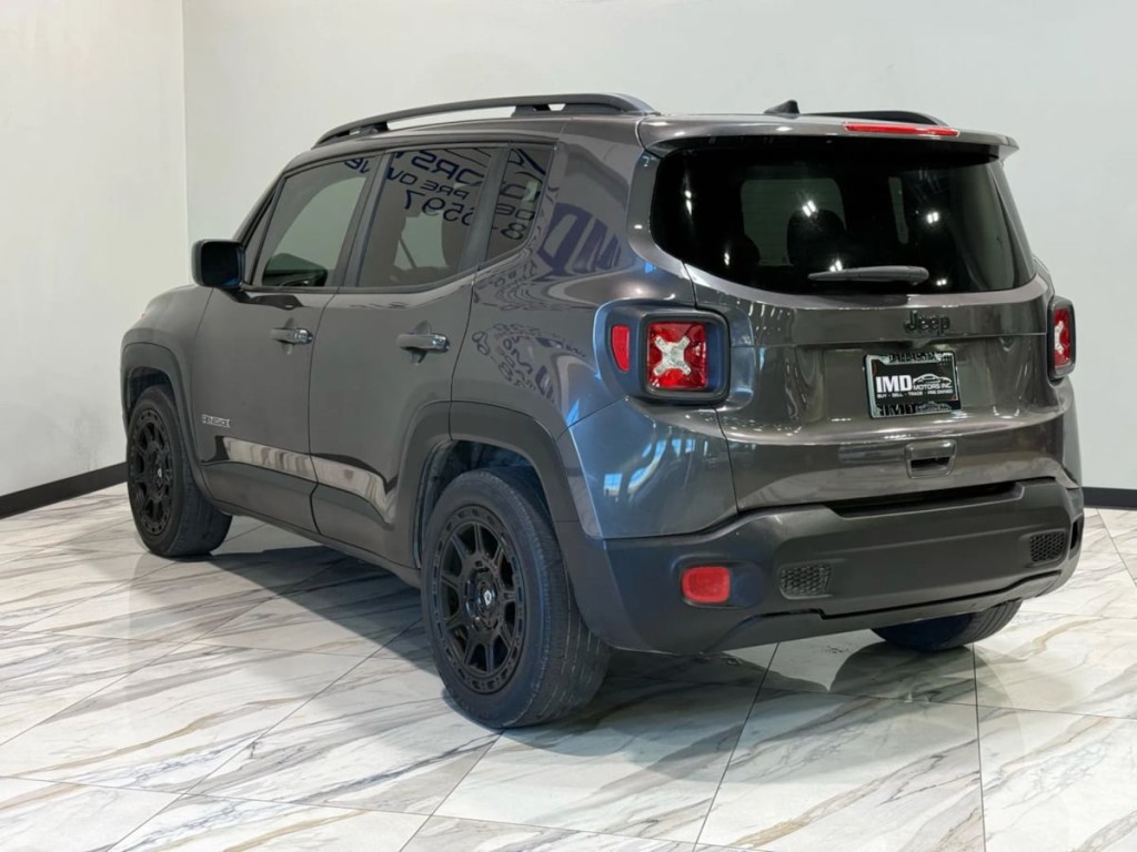 2018 Jeep Renegade Image 9