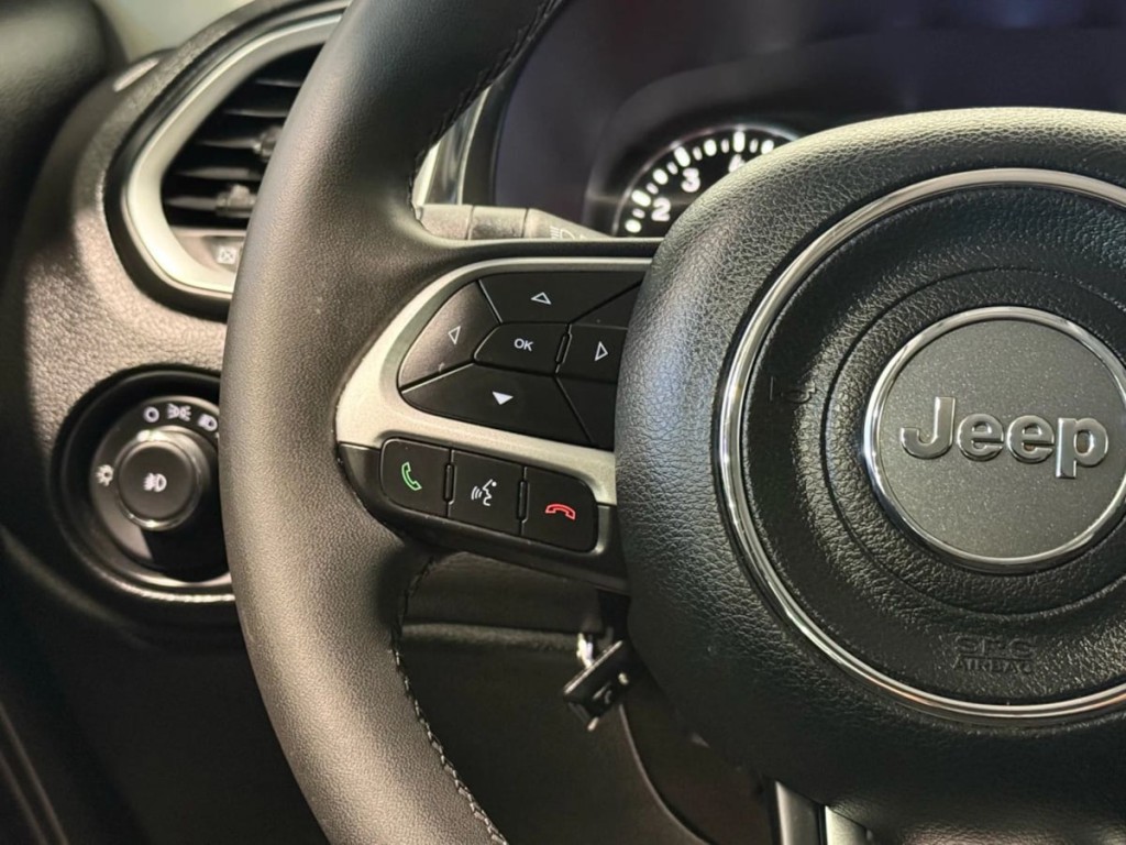 2018 Jeep Renegade Image 16