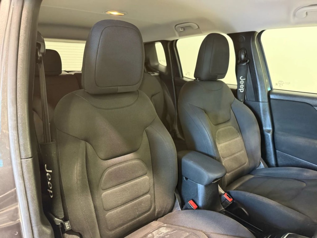 2018 Jeep Renegade Image 28