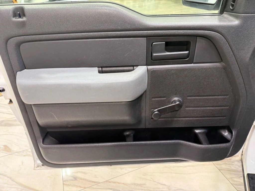 2013 Ford F-150 Image 10