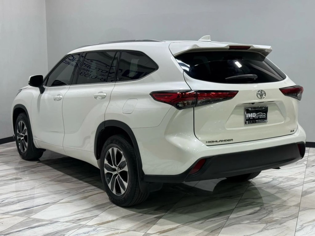 2020 Toyota Highlander Image 8