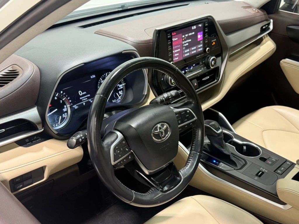 2020 Toyota Highlander Image 11