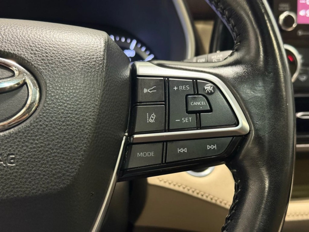 2020 Toyota Highlander Image 14