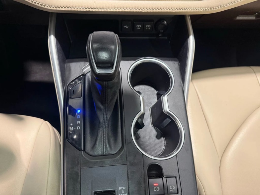 2020 Toyota Highlander Image 18