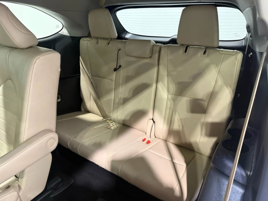 2020 Toyota Highlander Image 23